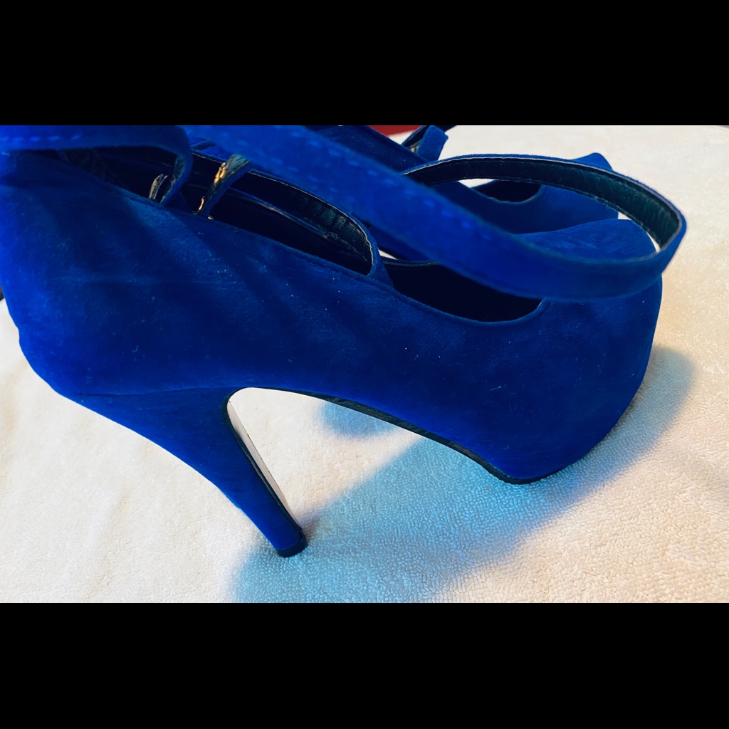 Brand New High Quality LeatherSuede Heels By Meziee  Box 49